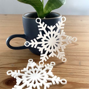 Copo de nieve / Árbol de Navidad / Ornamento / Impreso en 3D / PLA