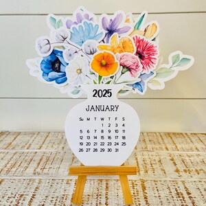 Floral Bouquet Calendar / Floral Standing Calendar / Stacked Calendar / Stacked Floral Calendar / Flower Desk Calendar