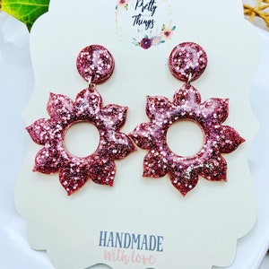 Flower Resin Earrings / Rose Gold Earrings / Rose Gold Glitter Earrings / Pink Earrings