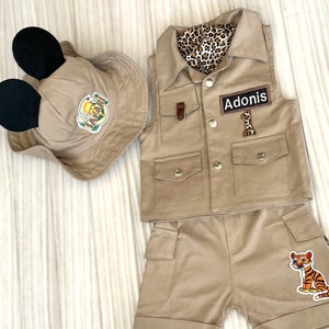 Gepersonaliseerde Mickey Mouse geïnspireerde bruine shorts outfit Safari Adventure kinderkostuum Peuter Safari verjaardagsoutfit 1e babysafaripak afbeelding 4