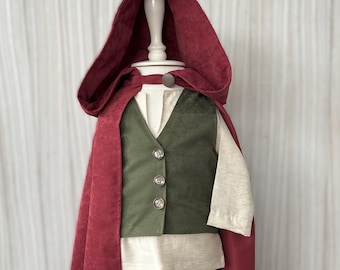 Peuter middeleeuwse bos mantel-Hobbit geïnspireerd Halloween kostuum met shirt, vest, broek en mantel-Halloween Kids kostuum-1e verjaardag outfit