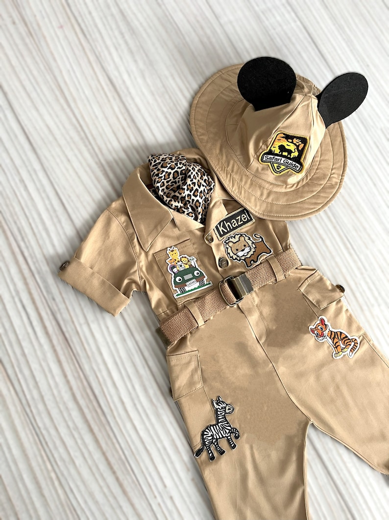 Pantalon long à manches courtes personnalisé inspiré de Mickey Mouse Combinaison bruneSafari Adventure Kids CostumeToddler Safari 1st Birthday Outfit image 3