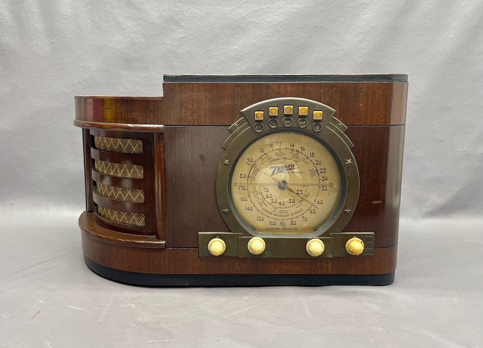 1939 Zenith stars and Stripes Radio Model 6S322. Etsy