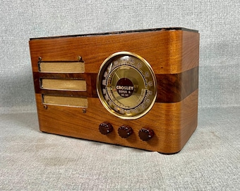 VRS0842 1938 Crosley Super 6 Radio.  FREE Shipping.  Antique Radio. Vintage Radio. Mid Century Radio.