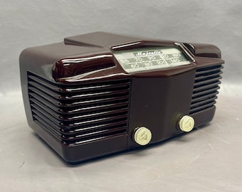 LR042 1951 Majestic Radio Restored and Working. FREE Shipping! Vintage Radio Mid Century Radio Tube Radio