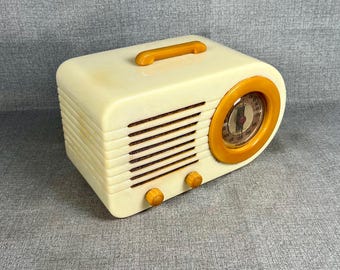 Great Price! Beautiful 1945 Fada Catalin Radio "The Bullet" Model 115. Restored and Working! FREE Shipping!  Mid Century Radio Antique Radio
