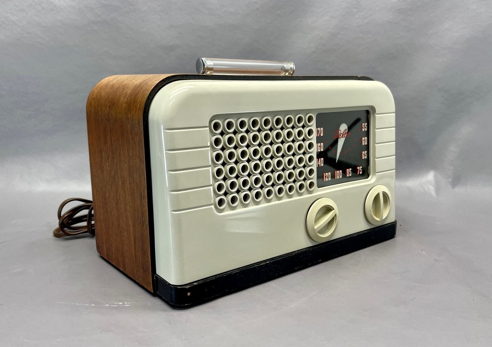 1948 Delco Radio Model R1238. Mid Century Radio. FREE Shipping. Antique
