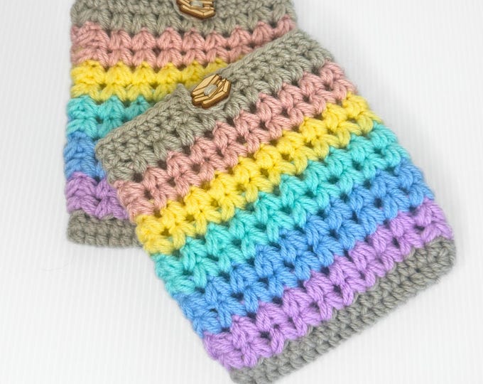 Handmade Colorful Crochet Kindle Sleeve with Wooden Button | eBook Protector | Perfect Gift for Book Lovers
