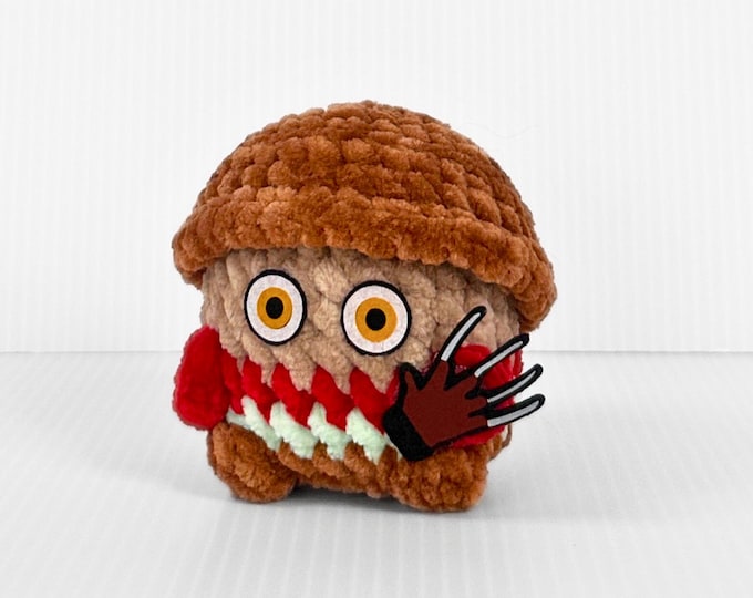 Creepy Crochet: Freddy Krueger Mini Keychain for Horror Lovers & Movie Fans