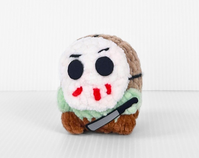 Dreadfully Cute Jason Voorhees Mini Keychain - Ideal for Horror Movie and Friday the 13th Enthusiasts