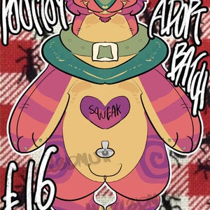 Può includere: Illustrazione a cartoni animati colorata di una creatura simile a un orso con un naso a forma di cuore e un colletto verde. Il testo "POOLTOY ADOPT BATCH" è scritto sopra la creatura e "£16" è scritto sotto. La creatura ha un cuore che dice "SQUEAK".