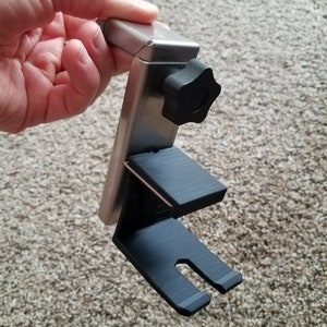 Adapter / Connector between Build-Plate Elegoo Mars and Anycubic Wash & Cure Machine - 3D printed PLA plastic