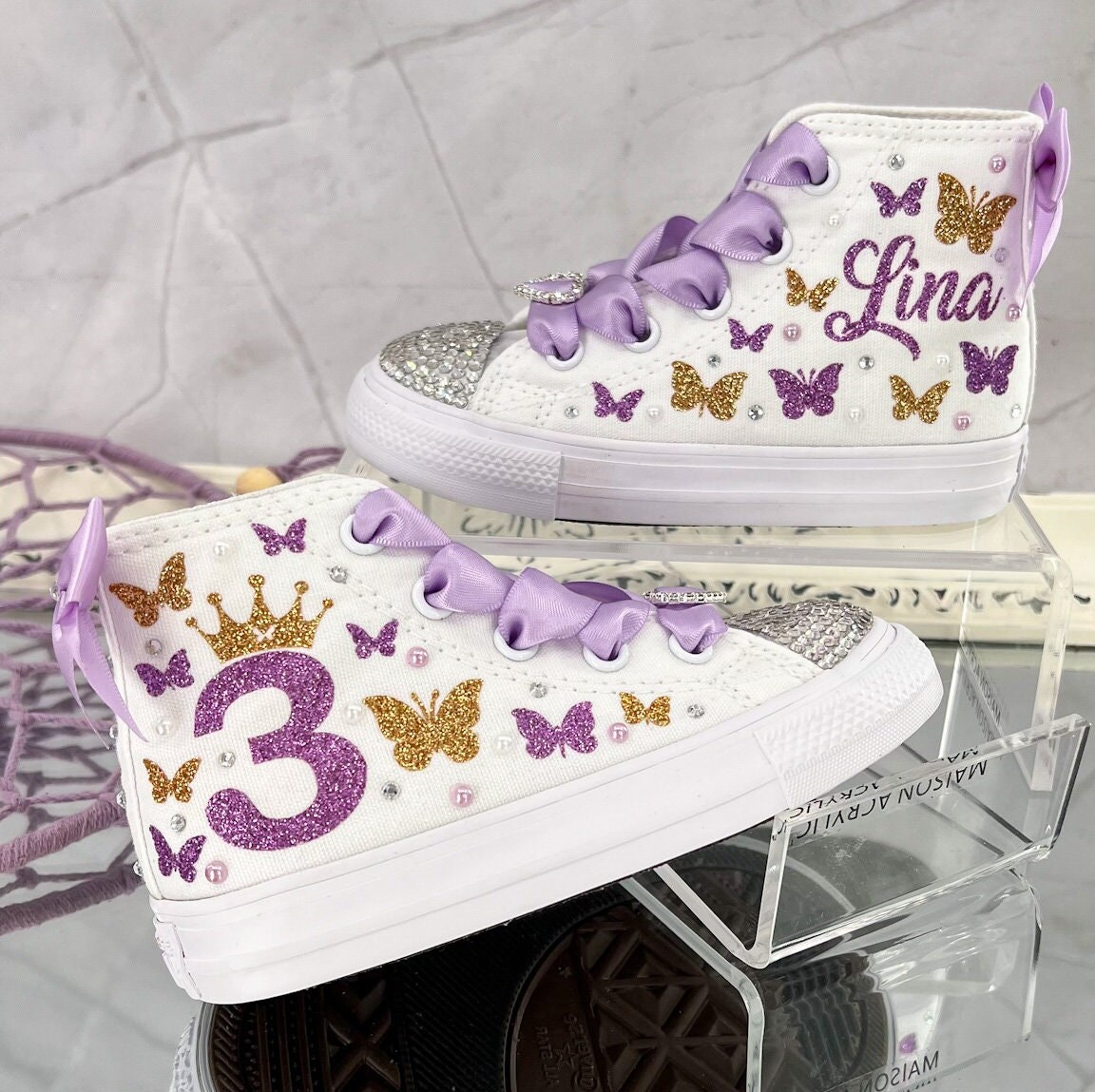 Girls store gold converse