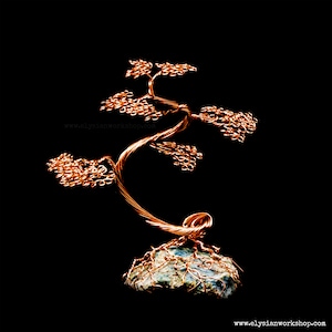 Mini Handmade Copper Wire Bonsai Tree Green Moss Agate Crystal