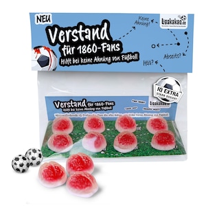 Peut inclure: Un paquet de bonbons gélifiés sur le thème du football. Les bonbons sont rouges et blancs, disposés sur un champ vert. L'emballage présente du texte en allemand, dont "Verstand für 1860-Fans" et un graphisme de ballon de foot.