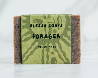 Forager (Cedar Wood Amyris Ho Wood Sage) - All Natural Handmade - Cold Process