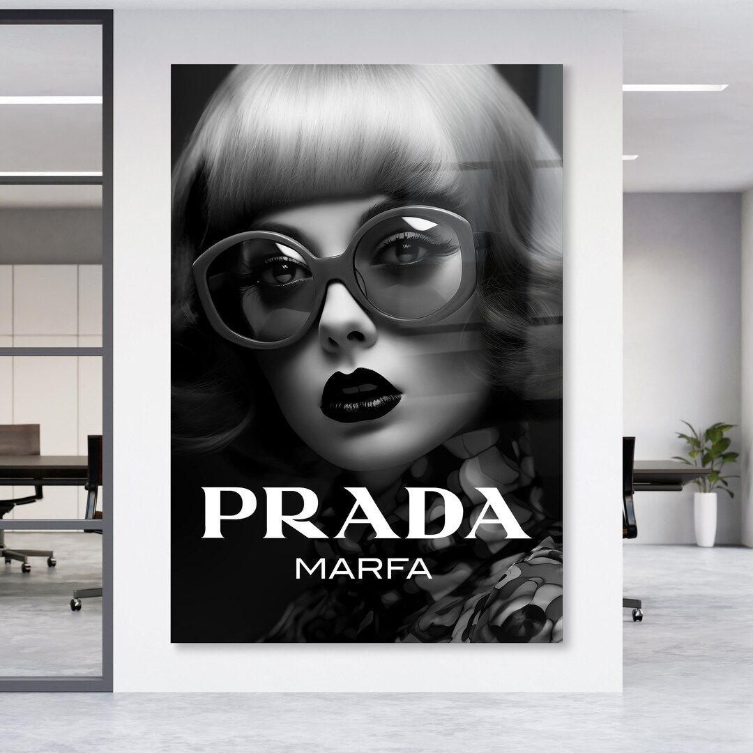 Prada Bild Leinwand: An Artful Investment for Your Home Decor