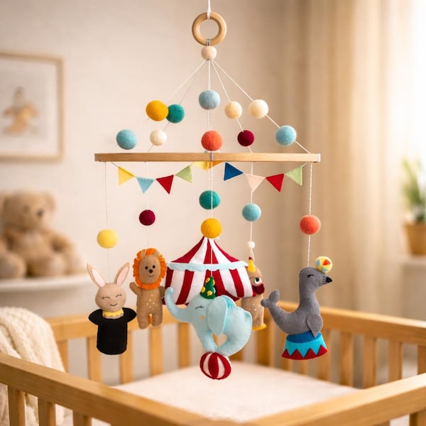Giostrina per culla a tema circo, decorazione colorata in feltro per cameretta dei bambini, tema tendone, regalo personalizzato per baby shower, giostrina per culla fatta a mano, cameretta dei bambini a tema carnevale
