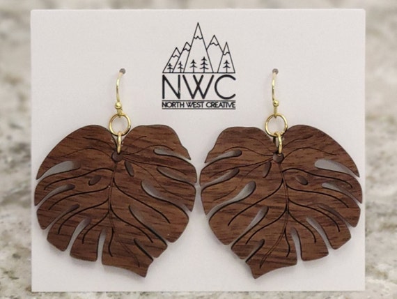 Wooden leaf shop earrings