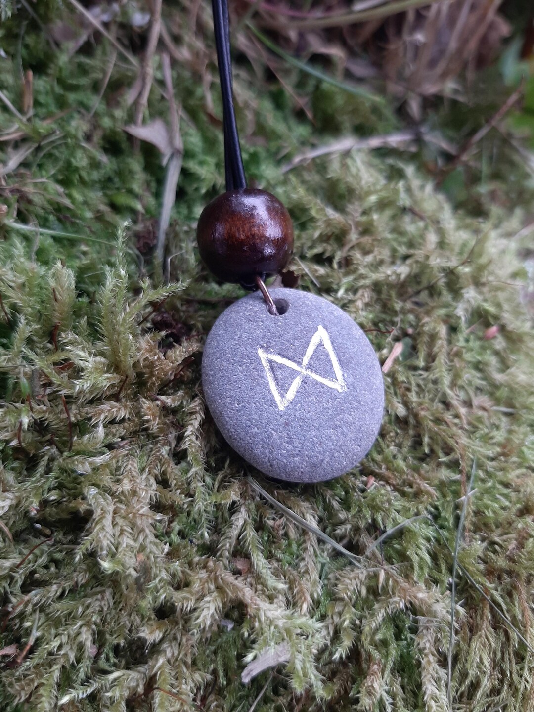 Carved Enlightenment Rune Stone Necklace - Dagaz - Day, Enlightenment ...