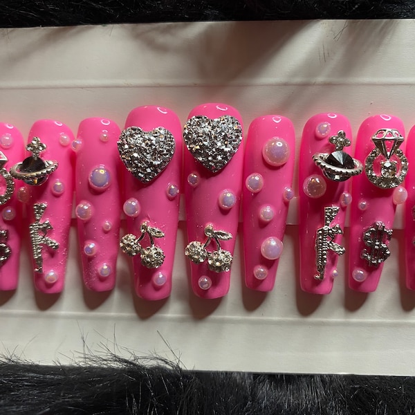 Pink Y2K baddie with silver charms and pearls press on nails