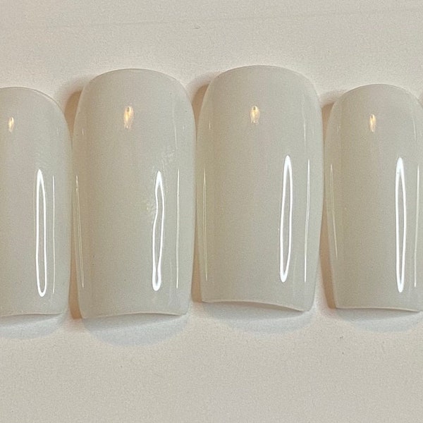 MILK WHITE Press On Nails