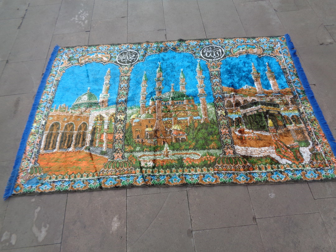 Islamic Wall Rug, Velvet Wall Hangings Rug, Allah and Mohammed Written