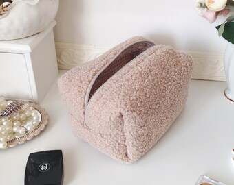 Make-up tas, superzachte teddy toilettas voor dames, camel tan bruine make-up tas, handgemaakte pluizige cosmetische reistas