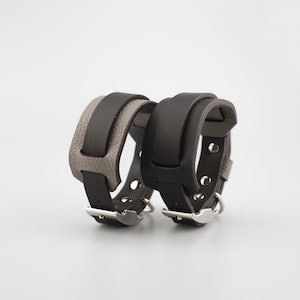 DARK CHOCOLATE reversible wide collar