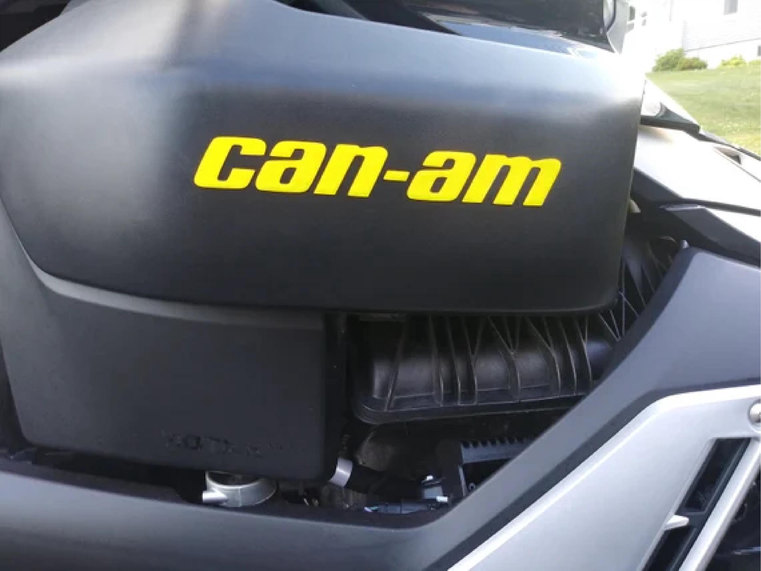 2x Can-am decals stickers set, 7x1 inches, white yellow black color