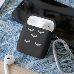 Pastel bats airpods and airpod pro case cover