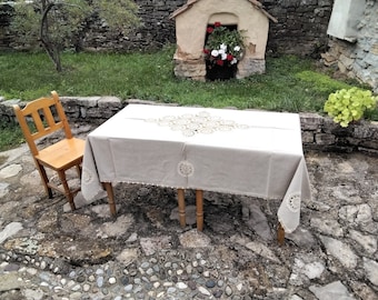 Tablecloth in antique style a unique linen grey crocheted ornaments 140 x 220 cm Country house Farmhouse Farmhouse alpine Chalet style