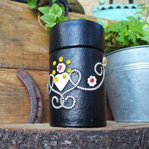 Scatola rotonda nera vintage in pelle con ricamo in pelle
