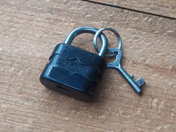 Vintage Yale Padlock Junior 25 Black Padlock Etsy UK
