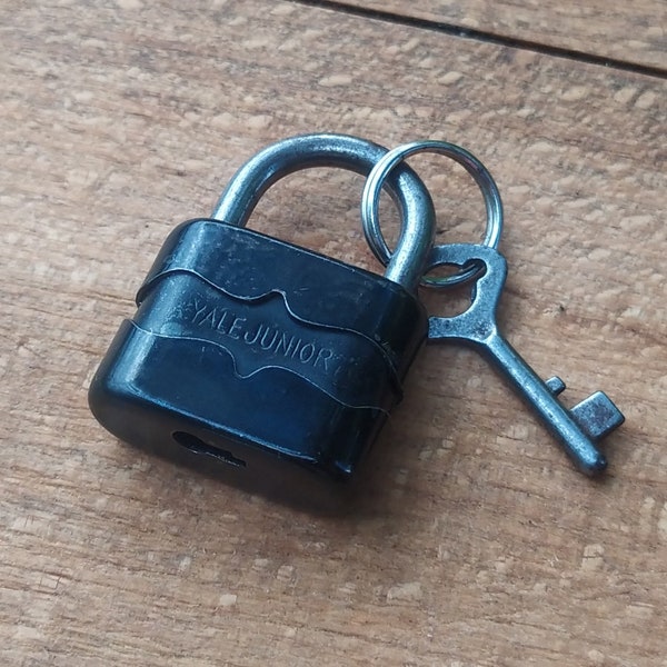 Vintage Yale Junior 25 Lock, Small Black Padlock