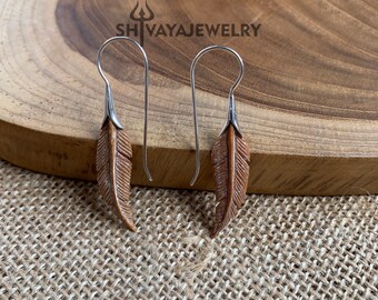 Pendientes de pluma de plata de ley, pendientes de hueso premium, accesorios hechos a mano, hueso reciclado, ganchos de plata de ley, joyería tallada a mano