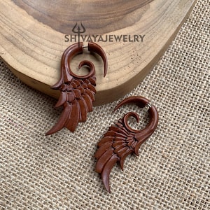 Feather Wood Fake Gauge Earrings, Fake Spiral, Spiral Gauge, Handmade Horn Jewelry, Hand Carved Earrings, Wood Accessories, Wood Piercing