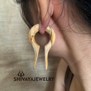 Simple Fake Gauge Earrings, Fake Gauge Wood, Handmade Earrings, Tamarind Wood Earrings, Handmade Gauges