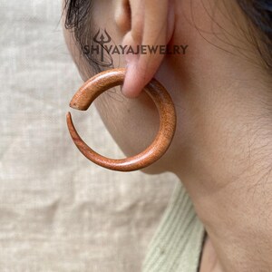 Simple Wood Earrings, Sono Wood, Tamarind Wood or Saba Wood Earrings, Handmade Fake Gauge, Hand Carved Earrings, Fake Gauges
