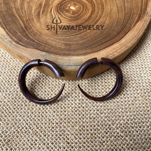 Simple Wood Earrings, Sono Wood, Tamarind Wood or Saba Wood Earrings, Handmade Fake Gauge, Hand Carved Earrings, Fake Gauges