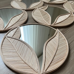 Rattan Tropical Leaf Texture Mirror, Round Mirror, Leaf Design  Mirror, Wicker Bamboo Mirror, Foliage Nature Rattan Sanat Special Design