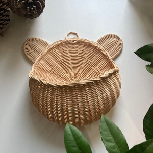 Rattan Cute Bear Wall Basket, Boho Wall Decor, Nursery Wall Hanging, Multi-Purpose Decorative Wall Basket