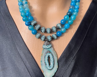 Chunky Blue Agate Stone Necklace: Elegant Layered Pendant