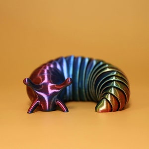 3D-geprinte gelede Fidget-slak | Regenboogkleur beschikbaar! | - Meerdere kleuren en maten!
