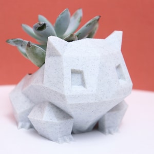 3D Printed Low Poly Bulbasaur Planter | Succulent Planter | - Multiple Colors and Sizes!