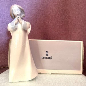 Lladró Angel Figurine: An Angels Song Oracion Sculpture, Collectible Porcelain