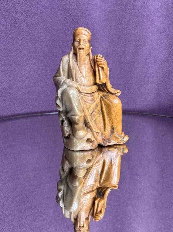 Vintage Soapstone Asian Elder Figurine: Hand Carved Chinese