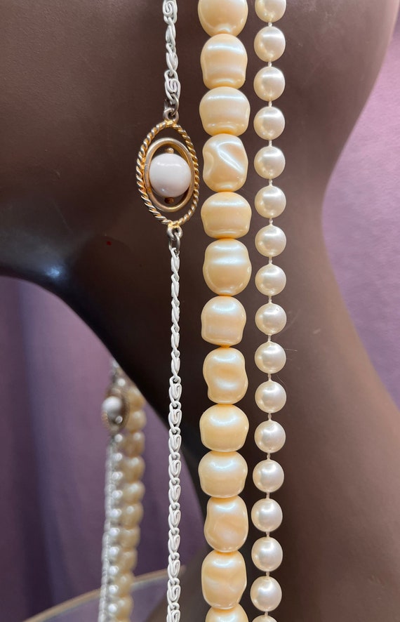 Avon Purple Pearls Beaded Necklace | Beaded necklace, Purple pearl, Necklace