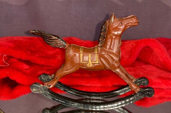 Ancien cheval de mariage en bois sculpté indien Ghodi - Bois - Inde