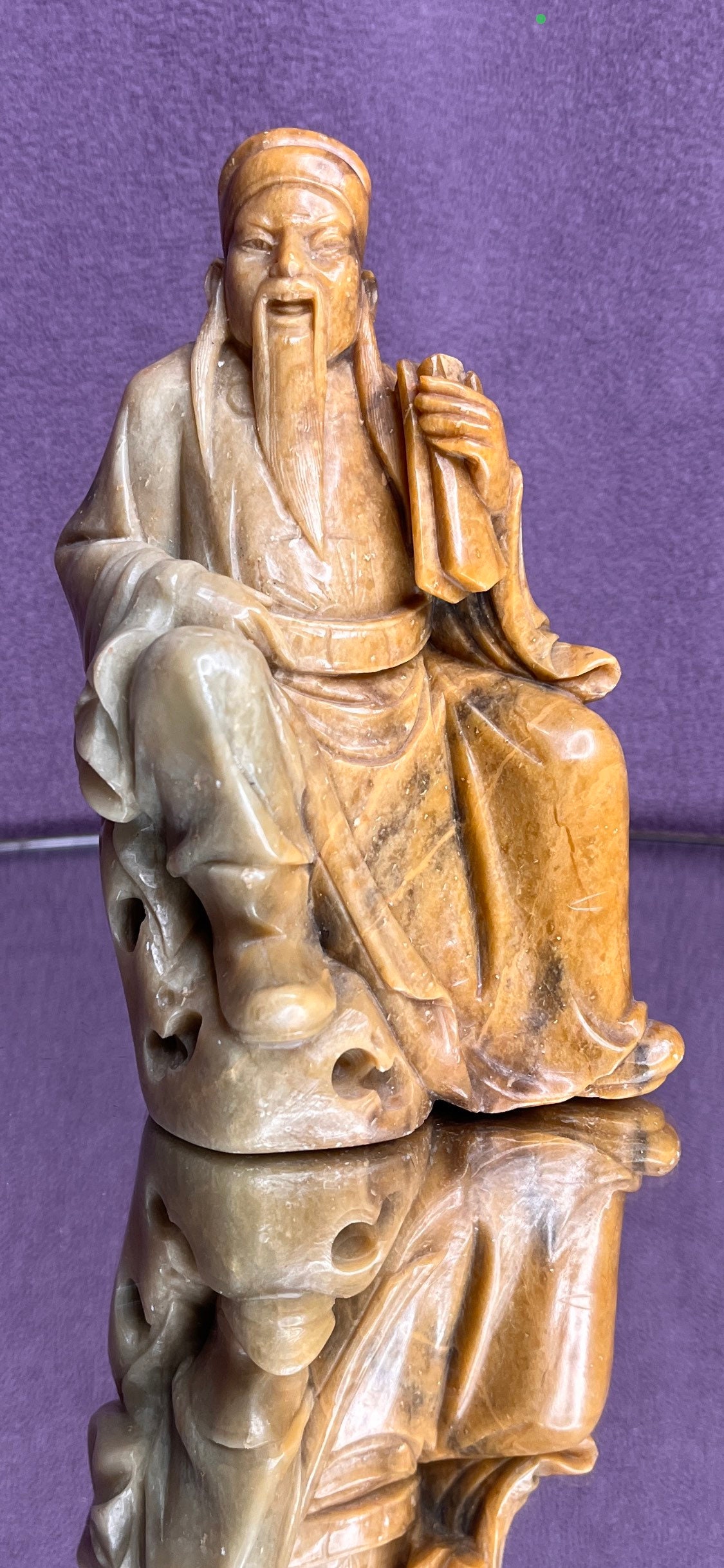 Vintage Soapstone Asian Elder Figurine: Hand Carved Chinese